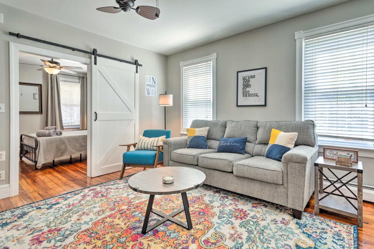 Mystic Refuge With Patio Less Than 1 Mi To Downtown! Exterior photo